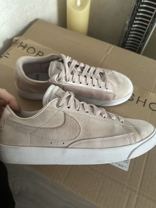 Nike Blazer Low LX roze кеди найк пудра