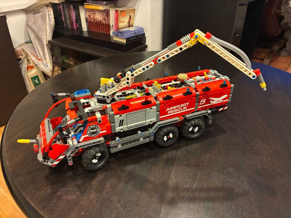 LEGO Technic 42068 Pojazd straży pożarnej