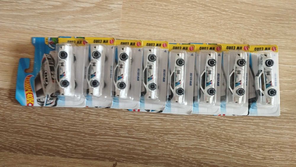 Hot Wheels zestaw 75 szt.- m.in FERRARI,PORSCHE,BMW,AUDI, TH