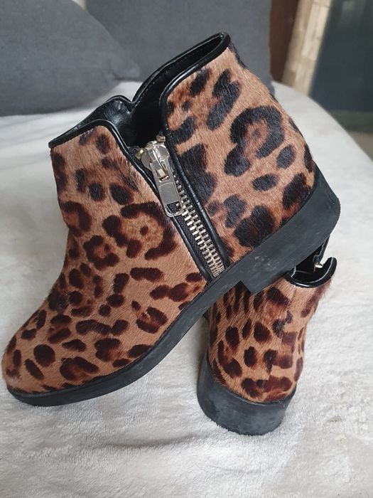 Леопардовые полусапожки Zara