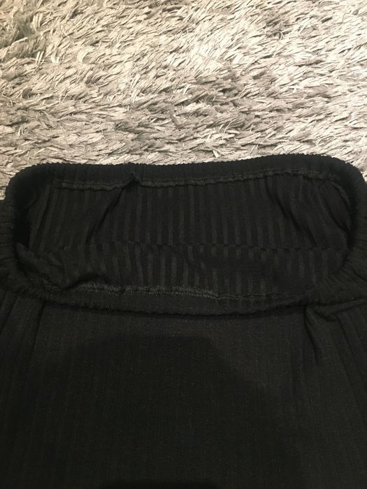 Czarny Crop Top bez ramion (prążkowany) XS/S