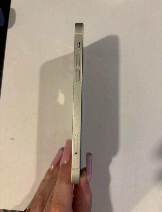 Sprzedam Iphone 12