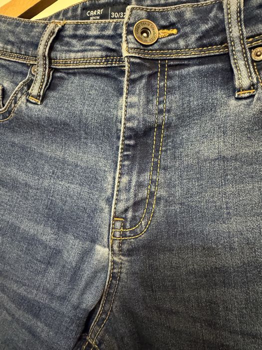 Jeansy męskie 30/32 slim fit granatowe Carry z przetarciami zwężane