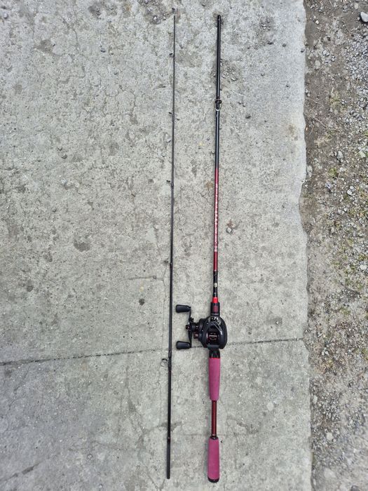 Wędka castingowa/spiningowa z multiplikatorem