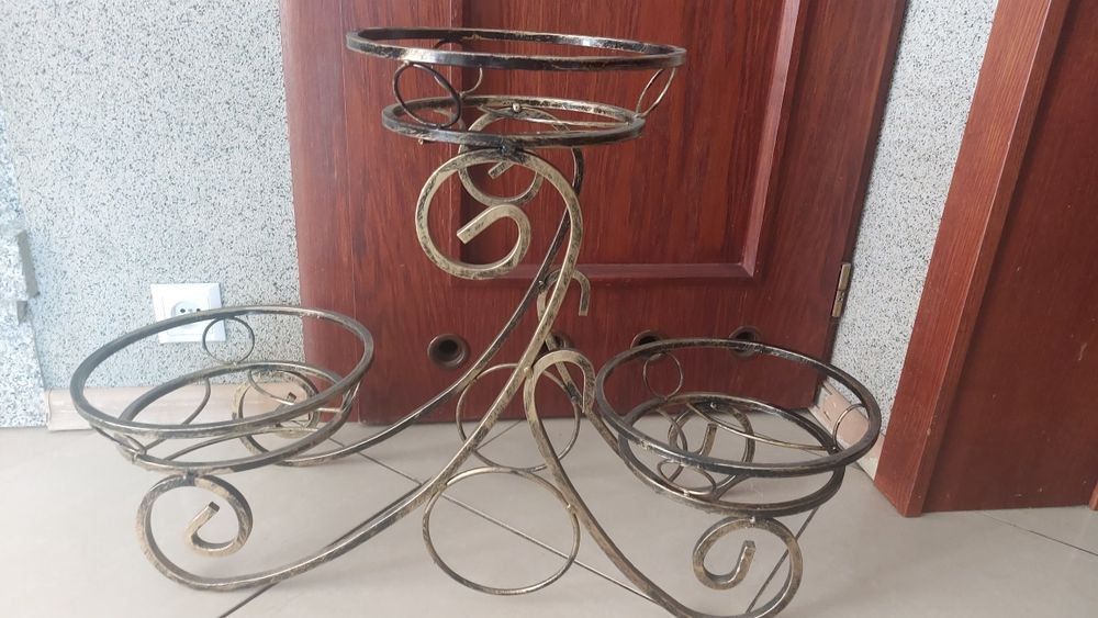 Kwietnik metalowy
