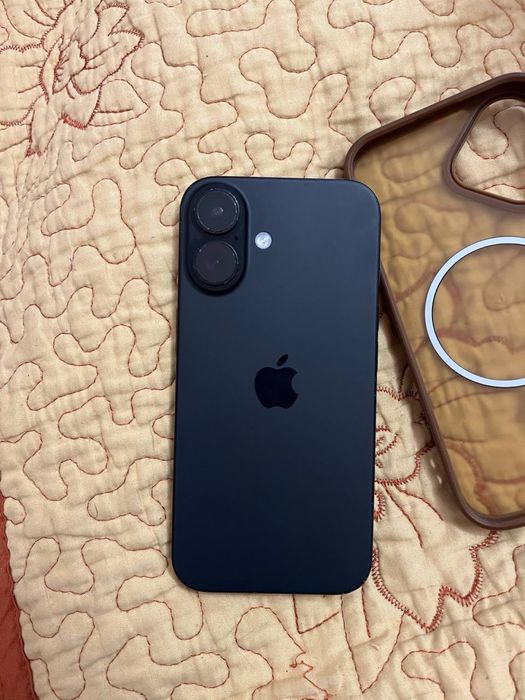 обменяю iPhone 16 bypass 128гб 100% акум