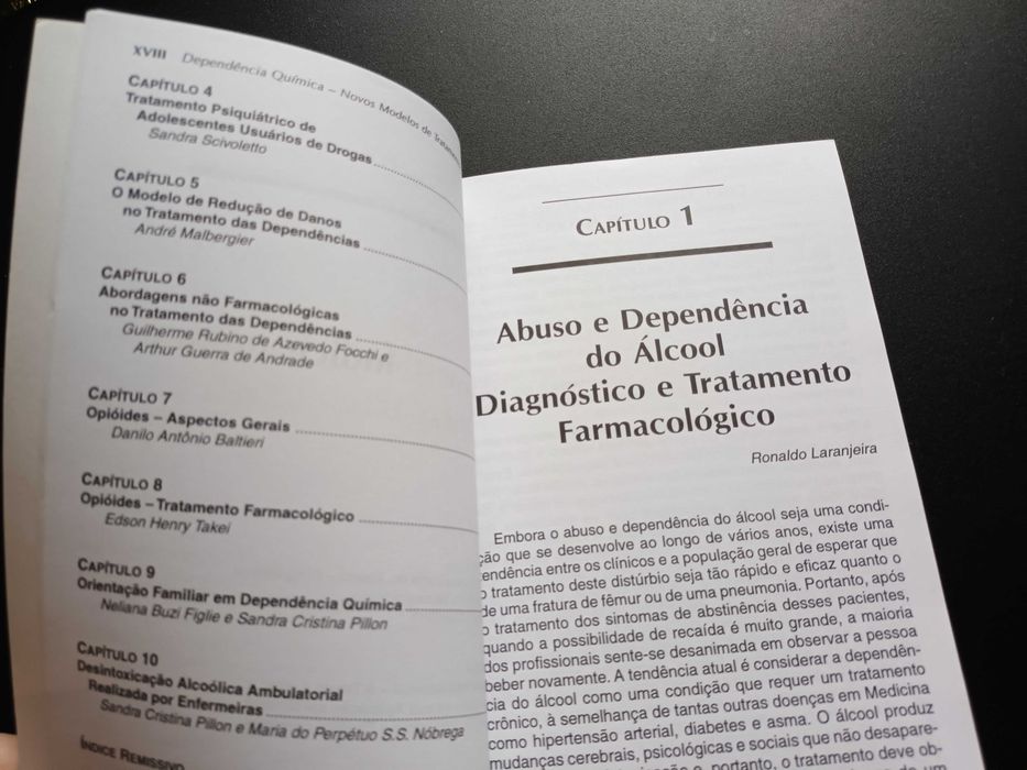 "Dependência Química - Novos Modelos de Tratamento" por Focci et al