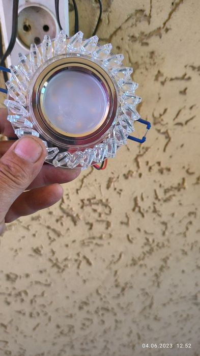 ЛЕД лампа-світильник