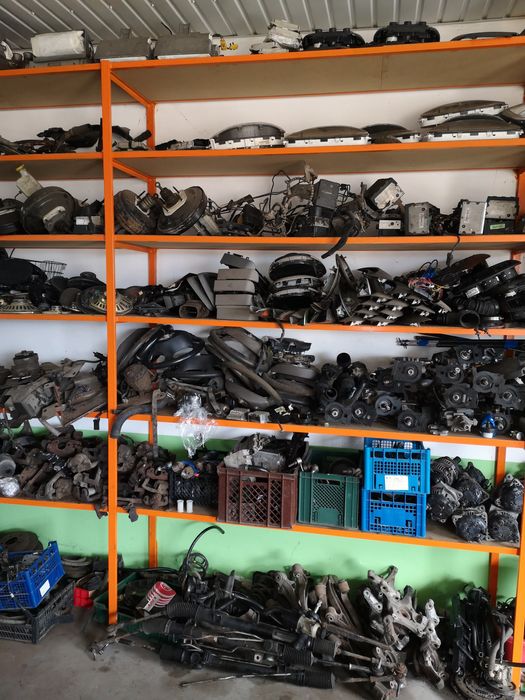 Крайслер Вояджер Додж 1996-2008 Запчасти шрот