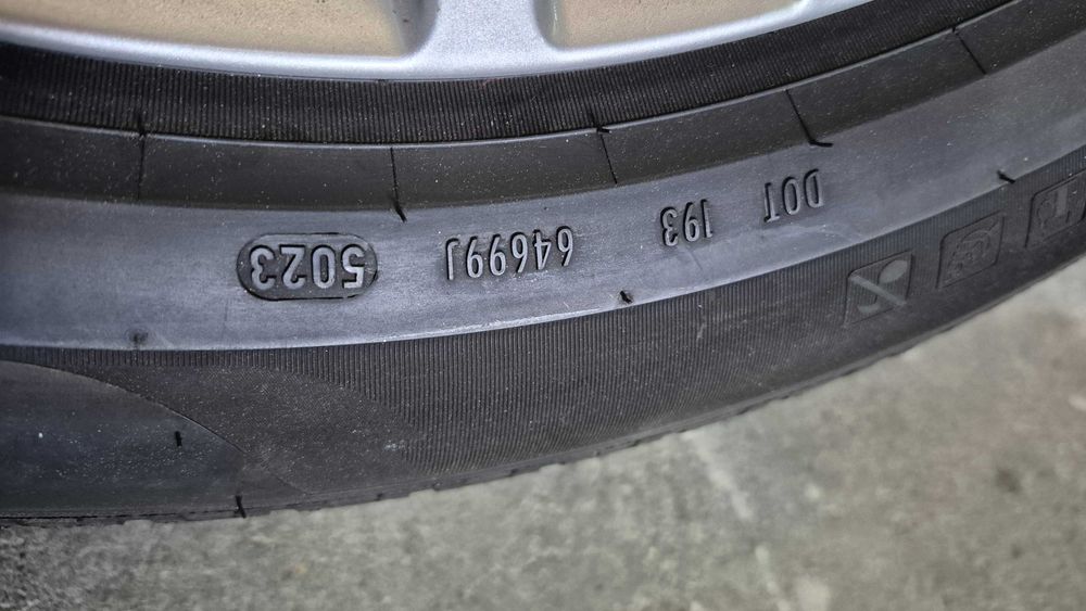 2 Pneus Pirelli Scorpion Winter 255/50 R19 103T Seal Inside AO VW Audi como novos DOT 50/23