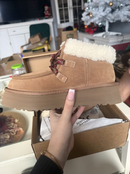 Buty zimowe Ugg Funkarra 40