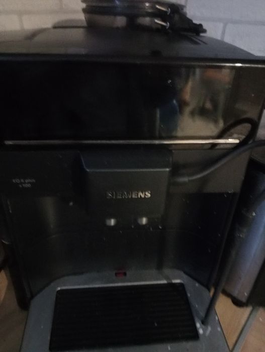 Sprzedam  ekspres do kawy Siemens.