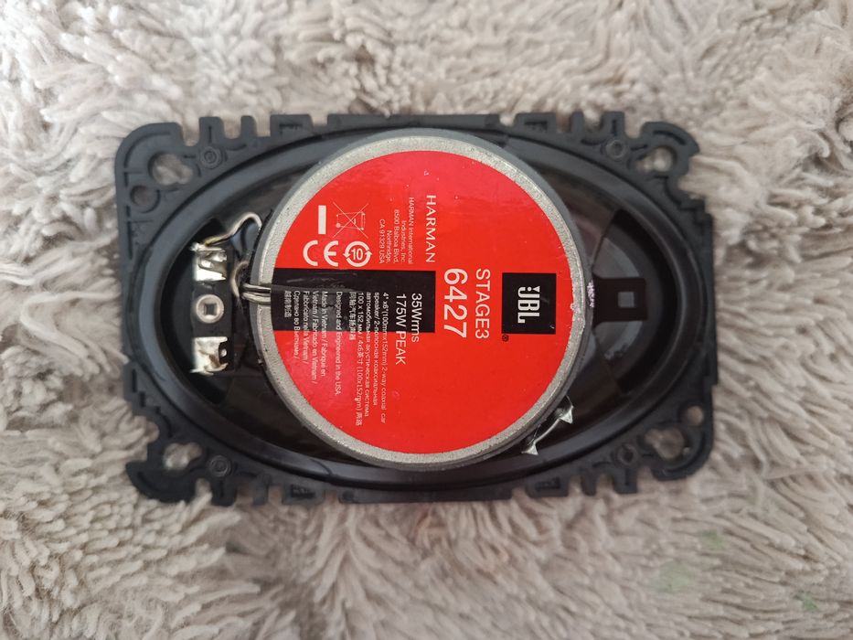Продам Колонка JBL