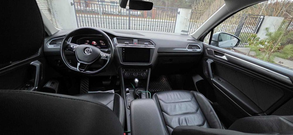 Volkswagen Tiguan Allspace 2.0TSI 4Mot Highline DSG R-Line 7os 190KM