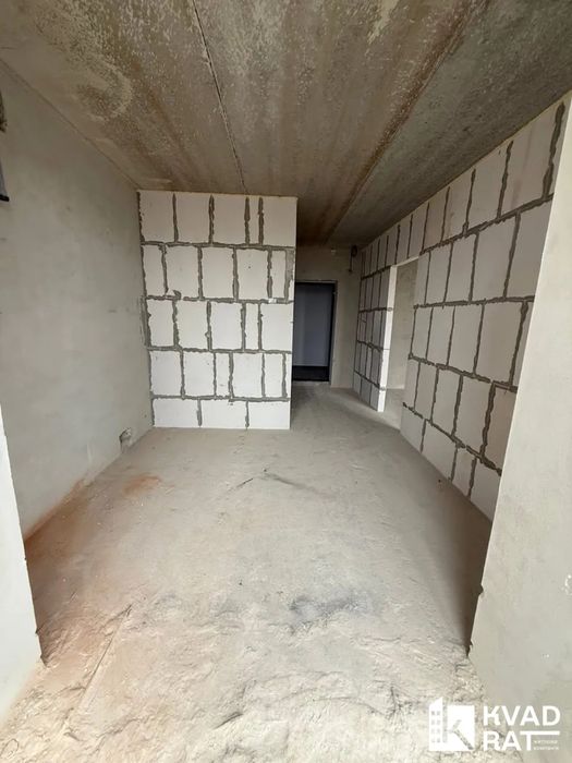 Готова до ремонту 1км квартира !17 секція !Княгинин