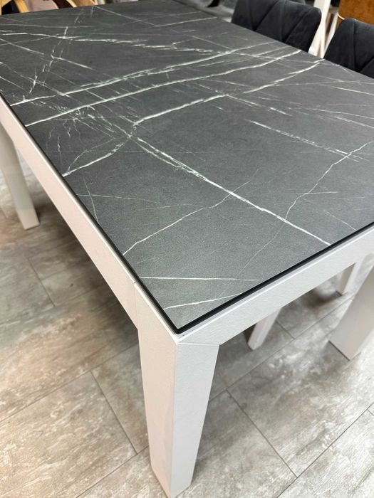 Rozkładany stół z sklejki meblowej/MDF i laminatu EGGER 123*75+50