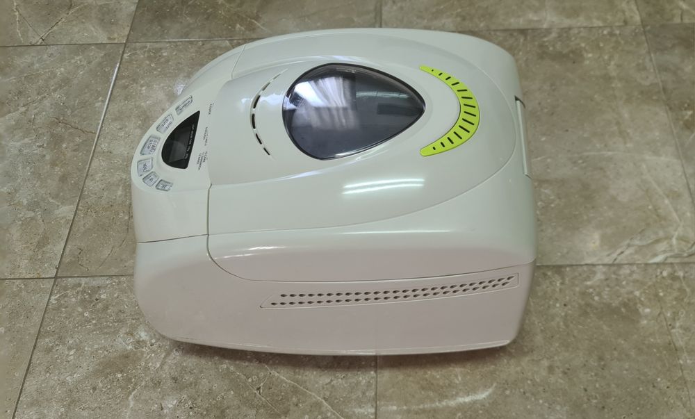 Máquina de fazer pão Selecline XBM 1068 - Completa e em bom estado