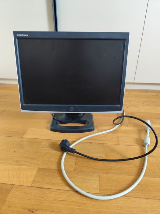 Monitor LCD 19'' Emachines 19T6W