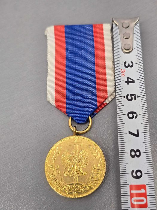 Medal MSW - W Służbie Narodu klasa złota + legitymacja okres PRL-U.