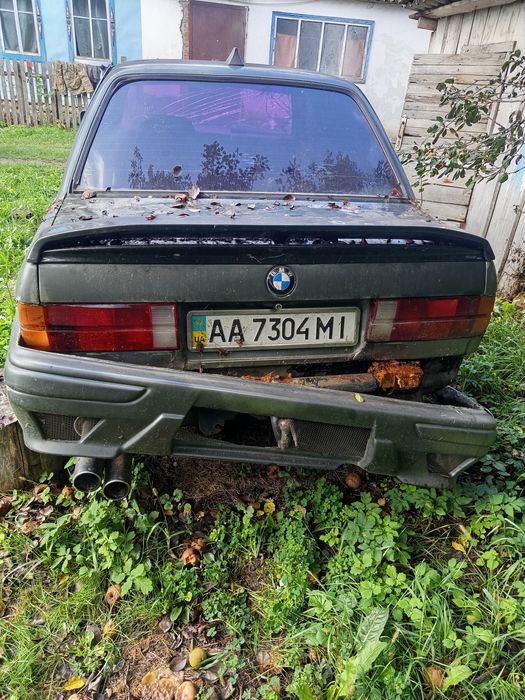 продам бмв срочно без торга