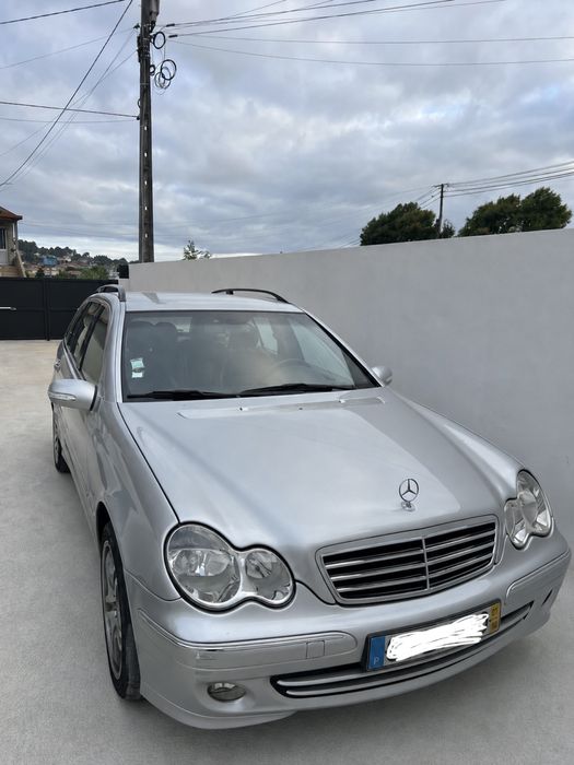 Mercedes-Benz C220