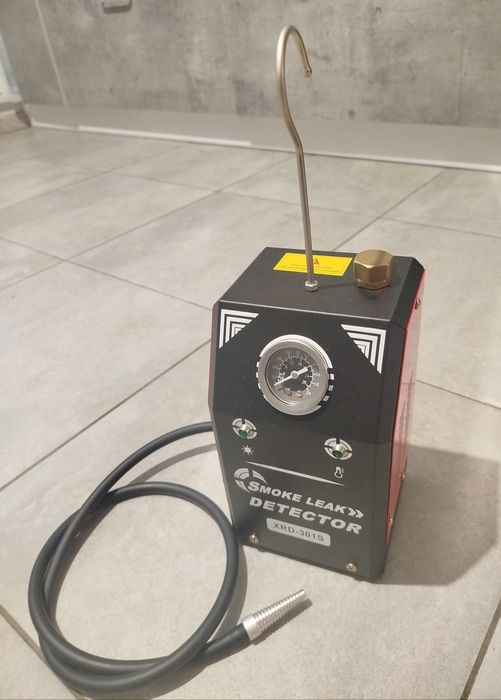 Detektor nieszczelności zadymiarka generator dymu