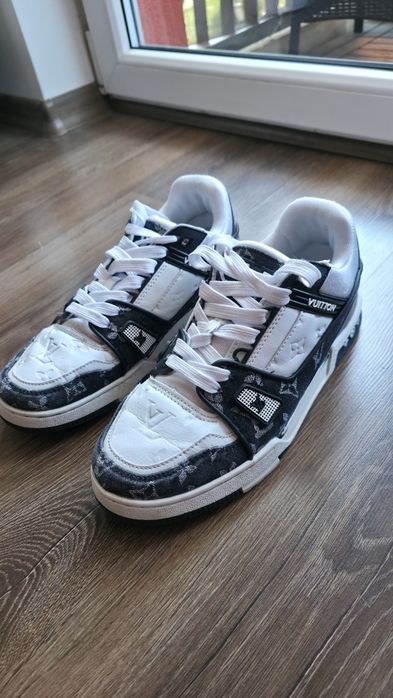 Louis Vuitton LV Trainer Sneakers – r. 43
