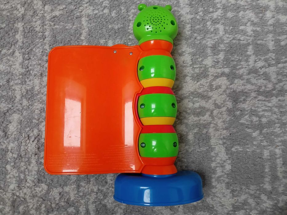 Fisher Price, książeczka rymowanka, zabawka interaktywna