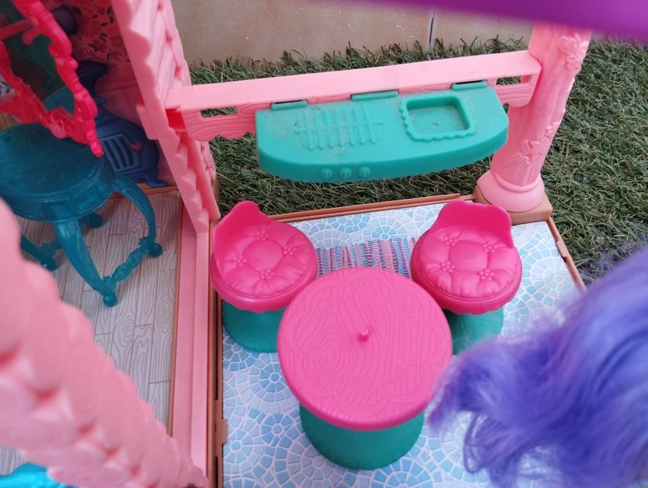 Enchantemals: Casa e Bonecas