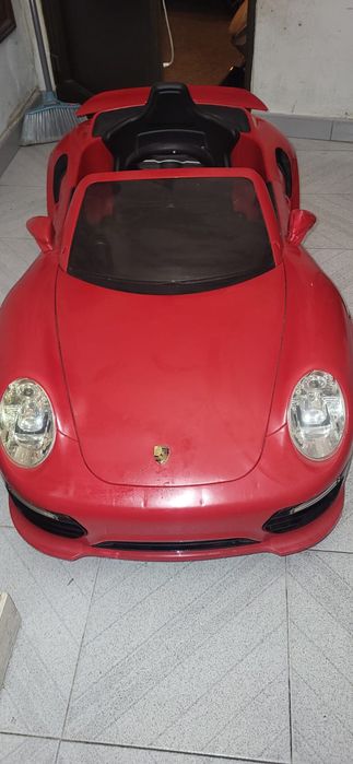 Carro porshe de criança ate 7-8 anos