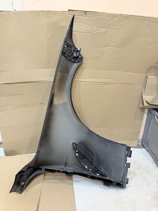 Крило до bmw g16. колір 475