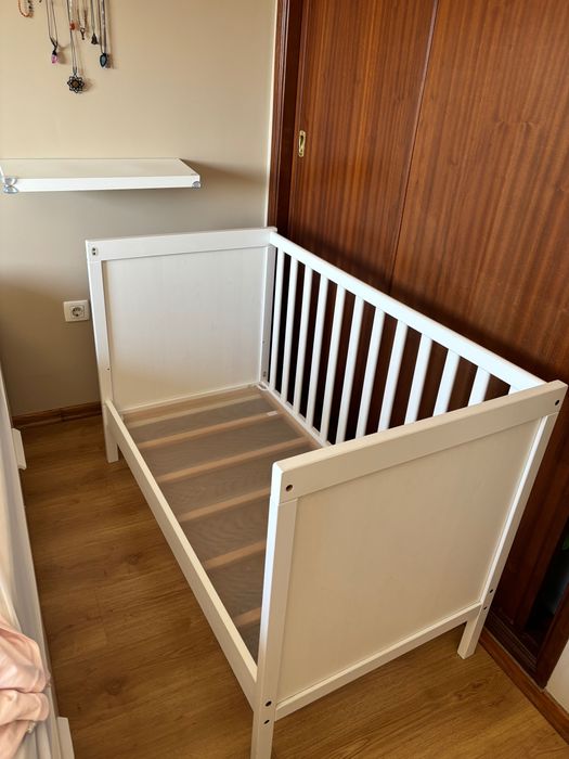 Berço bebé Ikea em ótimo estado
