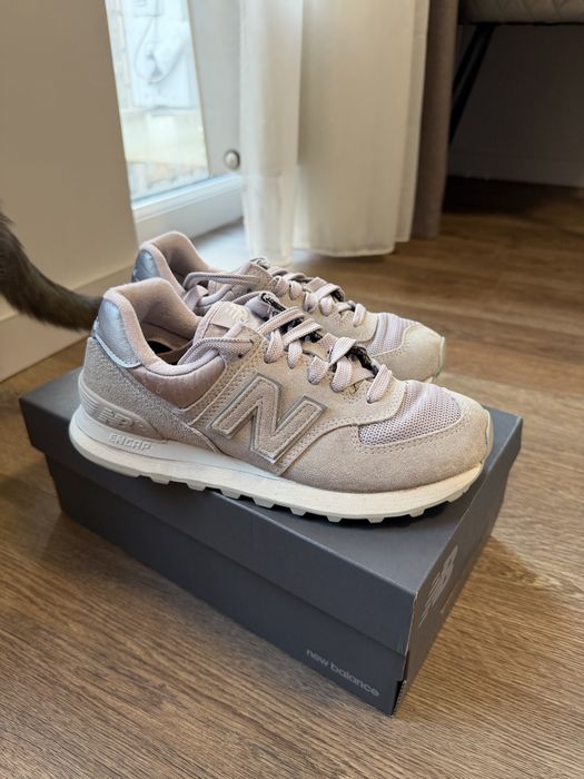 New Balance 574 WL574LCS 37 р. оригінал кросівки замшеві