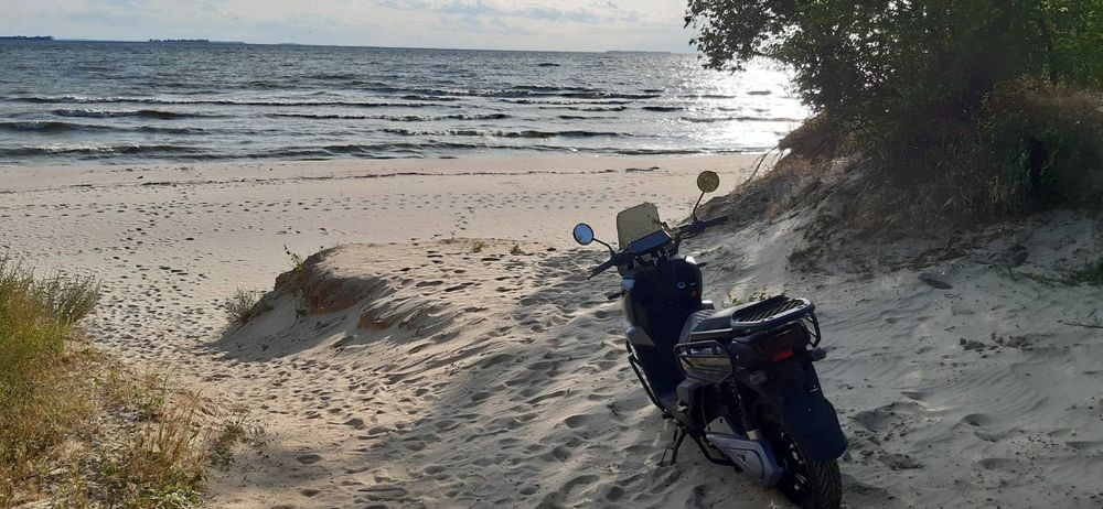Економний Потужний 3000w  SokMoto ADV LITHIUM 72V 45ah Вартість 100 км пробігу 22 грн