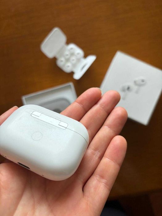 AirPods Pro 2ª Geração Originais – Excelente Estado c/ Caixa