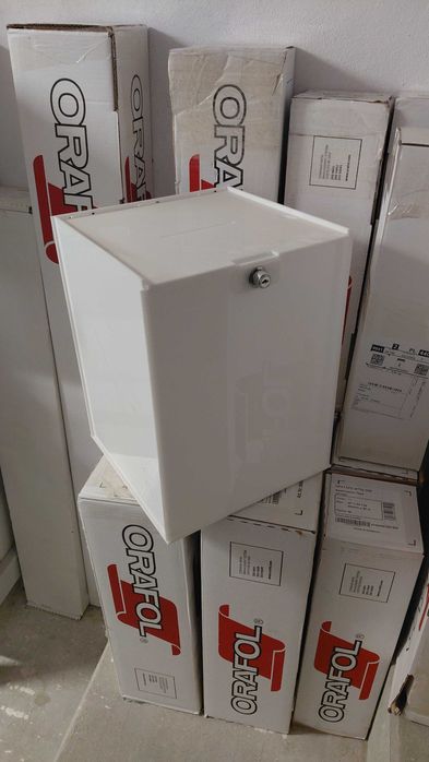 Urna wyborcza/weselna/skarbonka/skrytka/pojemnik