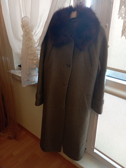 Futra  po 50 zł każde