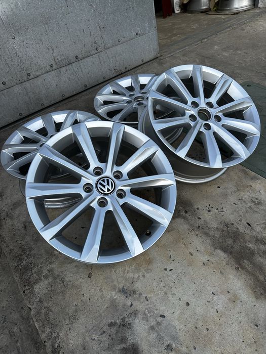 Диски Volkswagen R17 5/112 +Датчики тиску  Golf Passat CC Audi Skoda