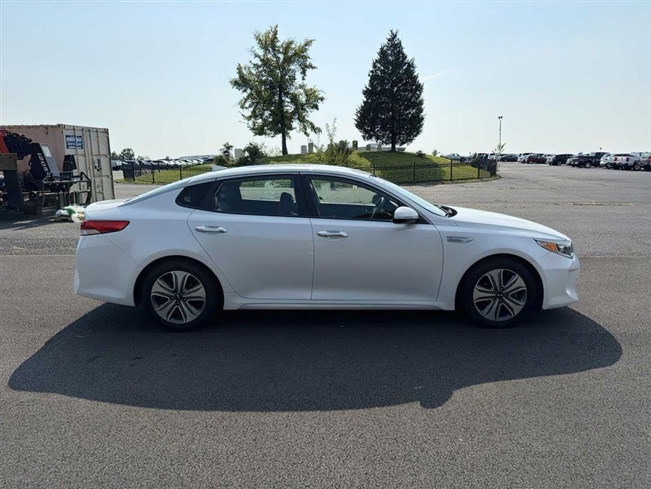 Kia Optima Hybrid      2017