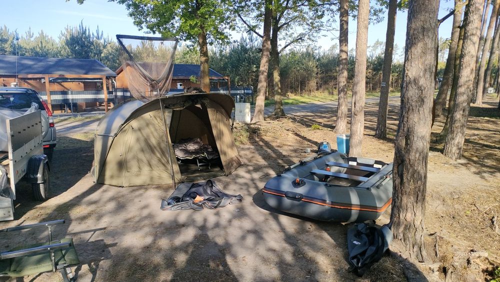 Sprzedam namiot karpiowy.