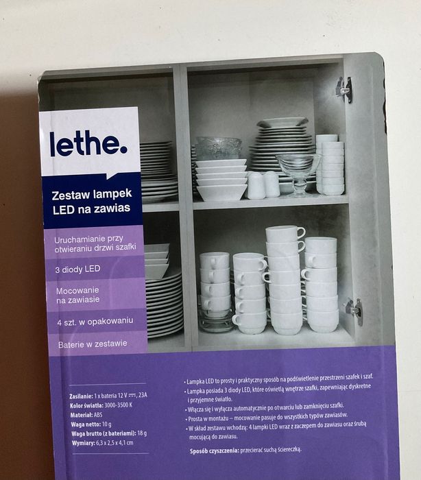 Zestaw lampek LED na zawias + baterie nowe