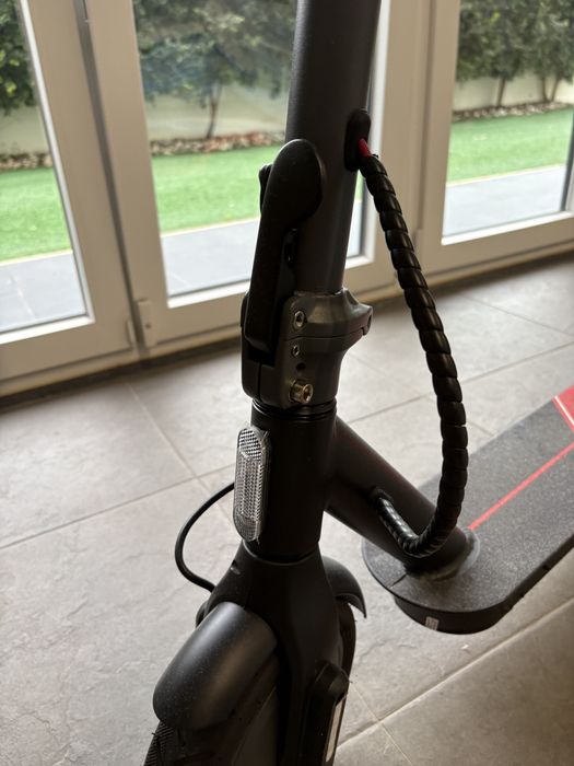 Trotinete eletrica Olsson Fresh Wild Red 8,5’’