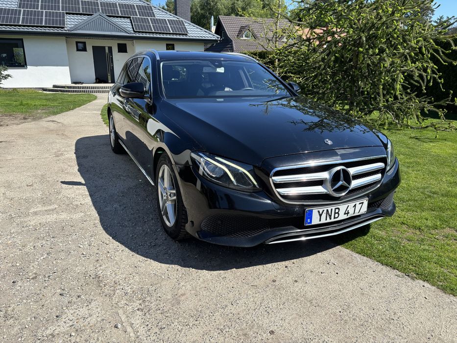 Mercedes-Benz E220d 194KM 9G
