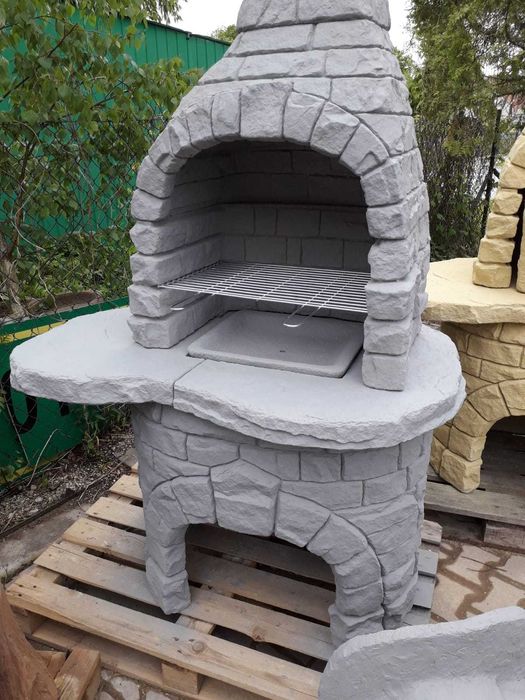 grill ogrodowy betonowy , kominek