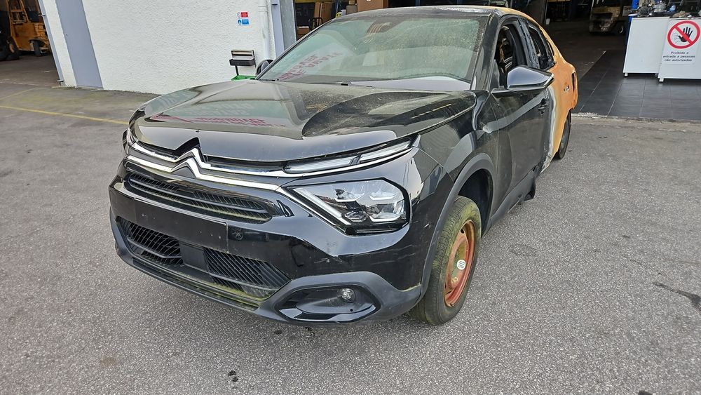 Citroën C4 X 1.2 THP de 2023 para peças