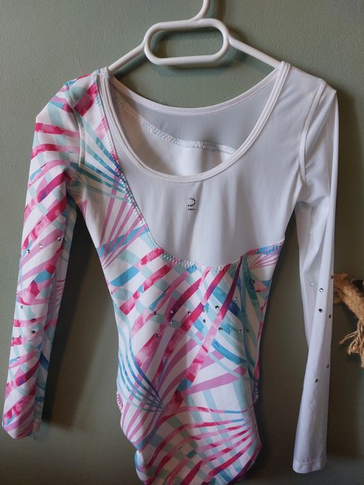 Strój gimnastyczny (body)