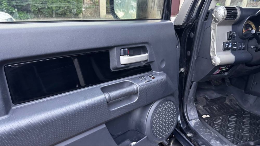 Toyota FJ Cruіser 4.0 OFF Road Обмін