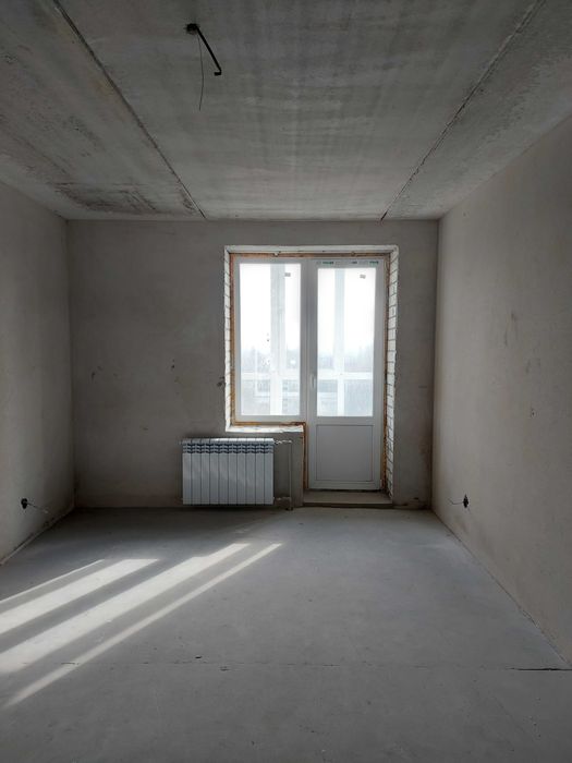 Терміново! 1 кім. З гардеробною та великою лоджію