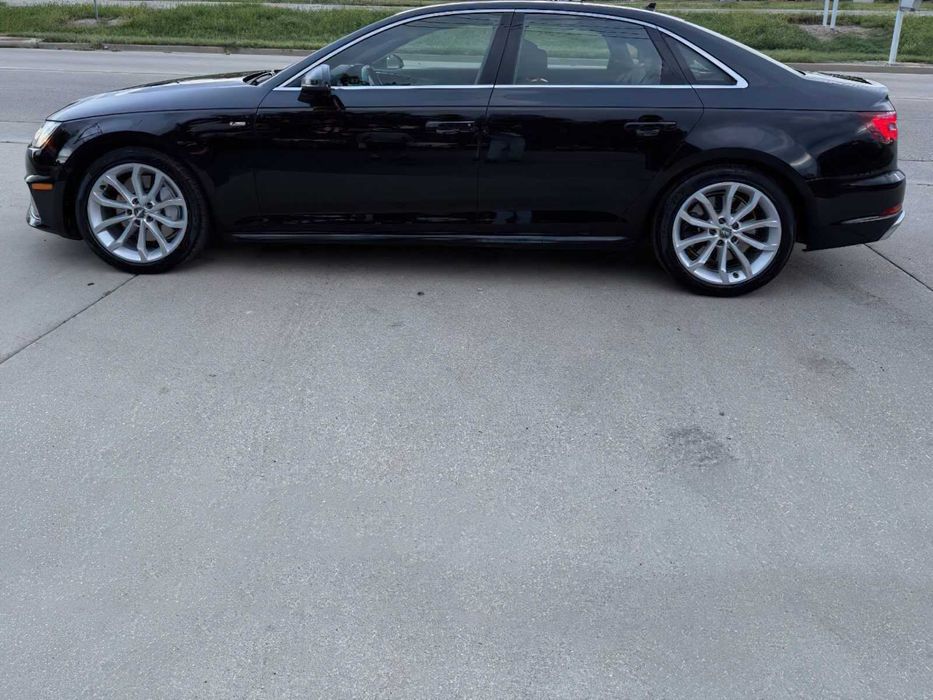 Audi A4      2019