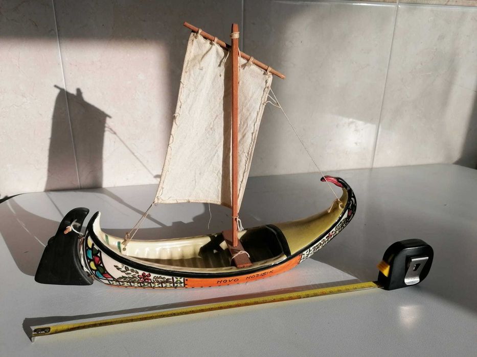 Barco moliceiro de Aveiro em loiça